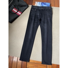 Louis Vuitton Jeans